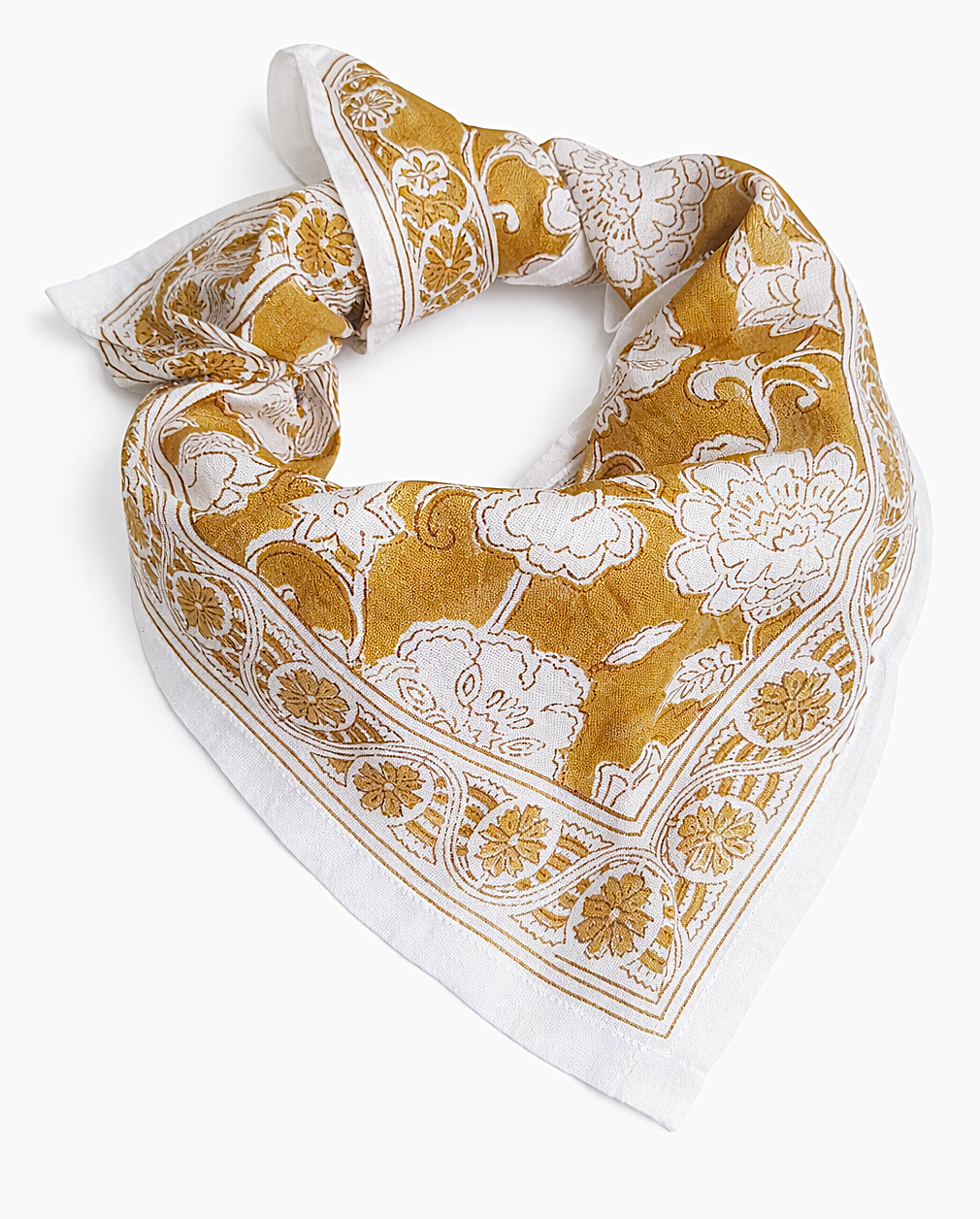 Bandana carré Agra 50x50 cm en coton Block Print, motif floral camel et écru avec bordure décorative blanche, From India Boutique.
