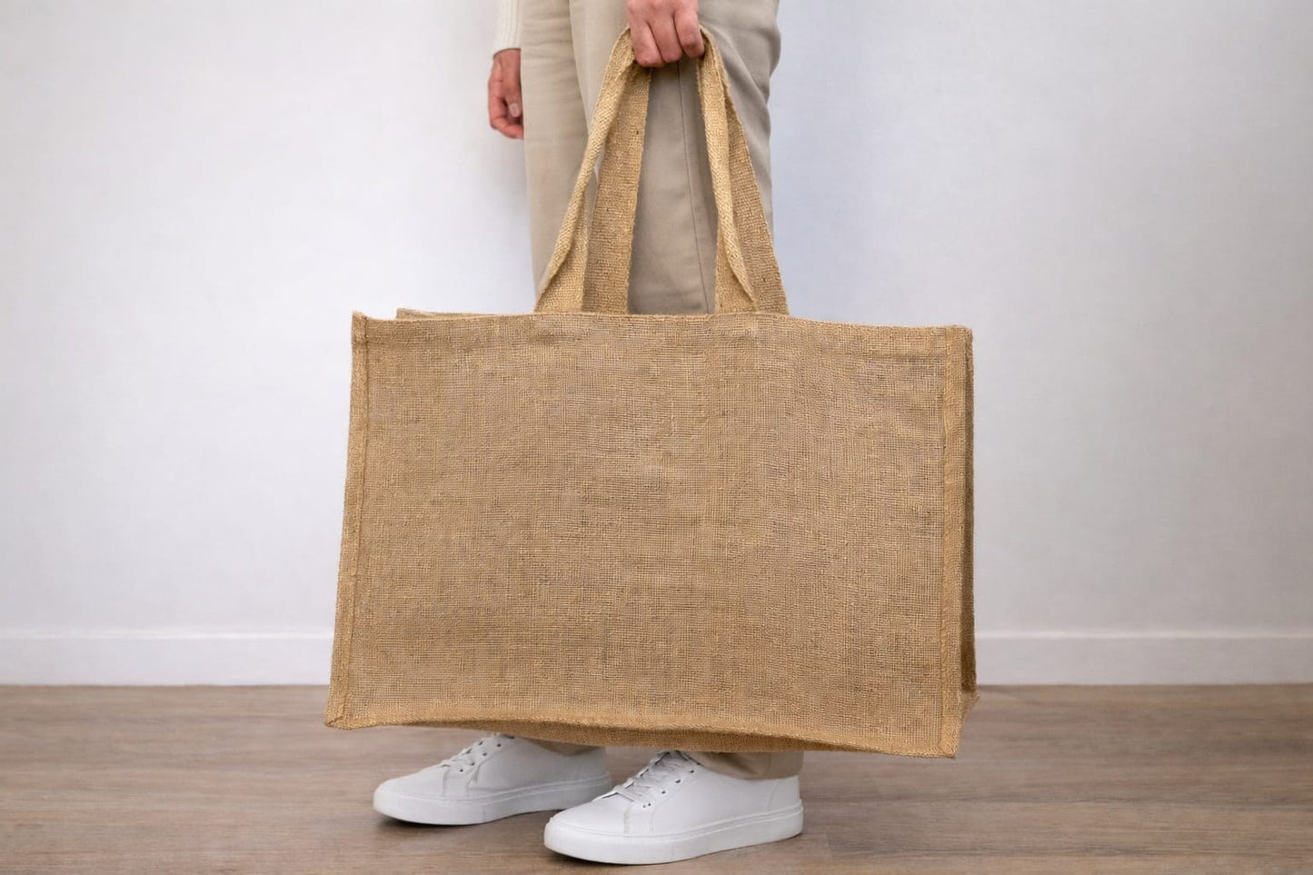 Grand sac cabas en jute naturel 50 x 35 x 20 cm avec anses, présenté sur fond blanc avec indication des dimensions.